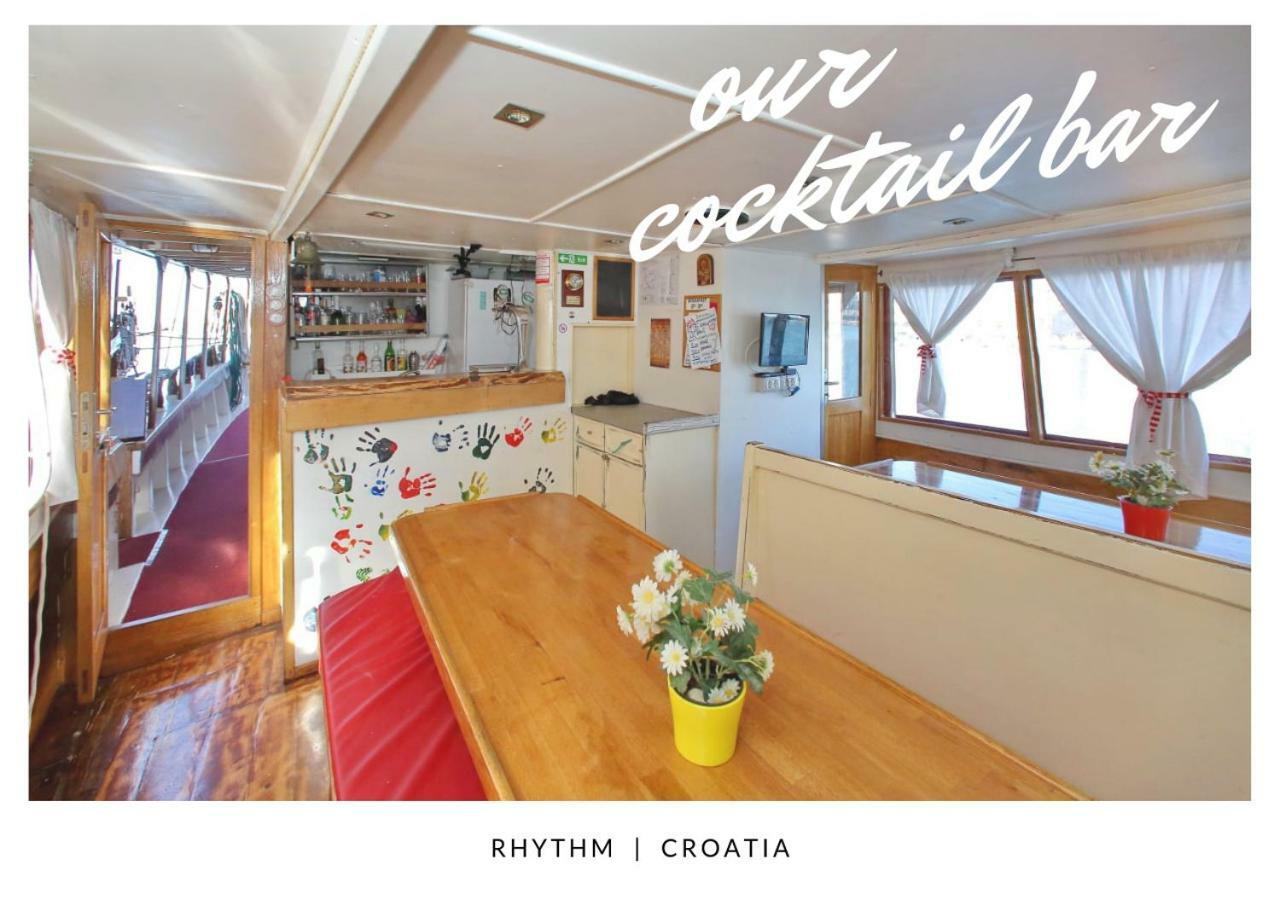 Rhythm Floating Accom - Split Hotell Eksteriør bilde